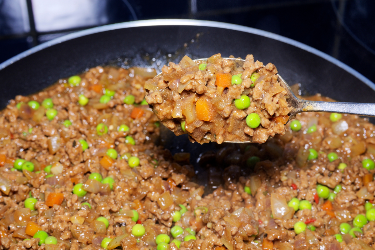 making the filling for shepherd's pie in a skillet