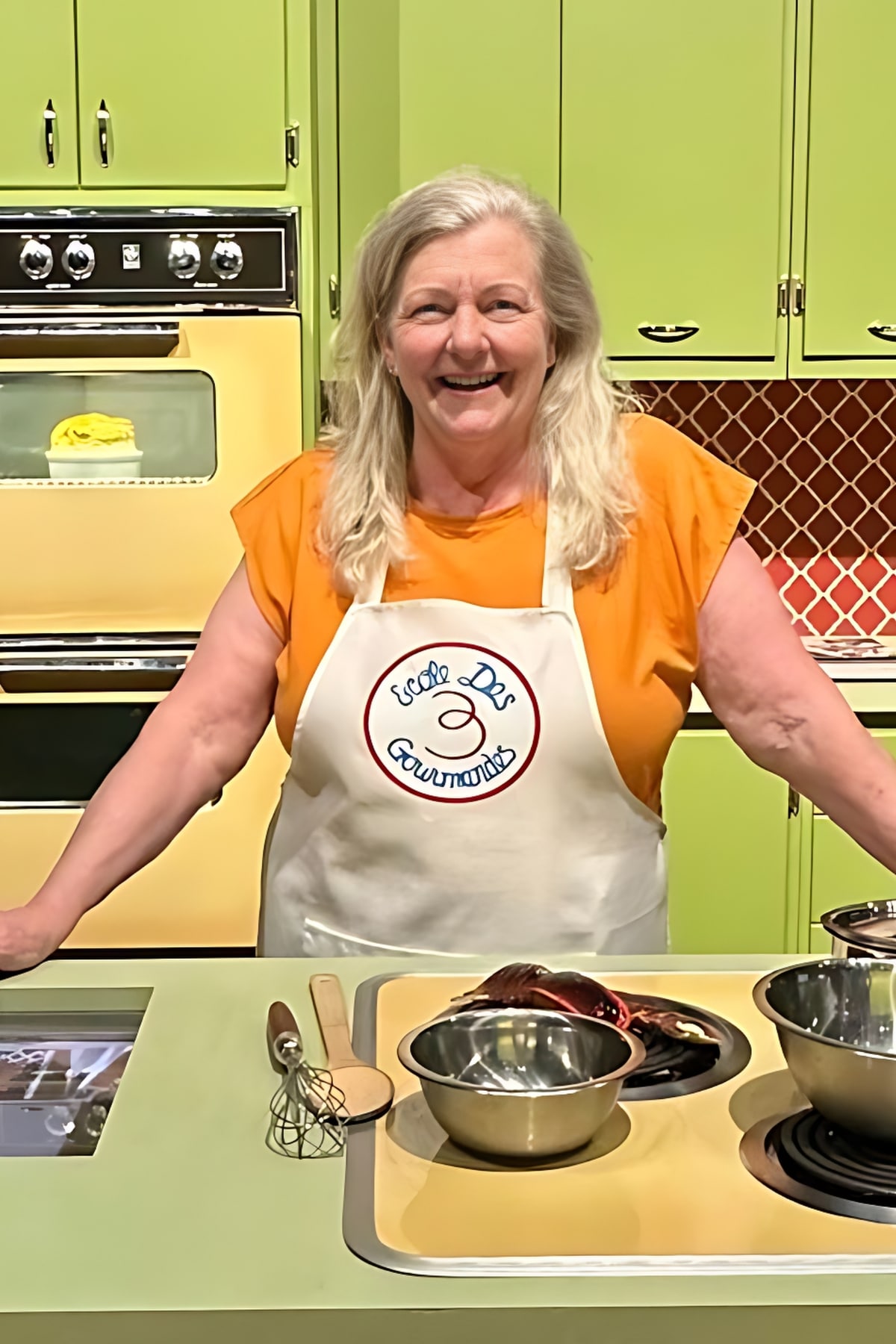 marilyn in julia child's tv kitchen