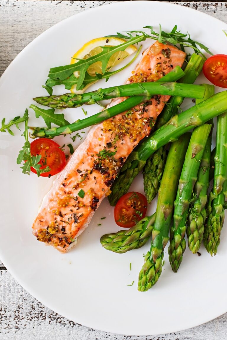 Instant Pot Salmon with asparagus for two