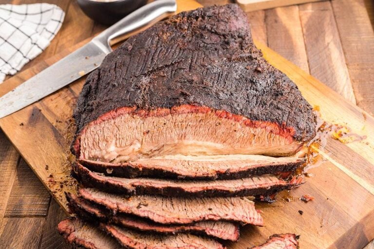 smoked brisket texas-style with a perfect bark